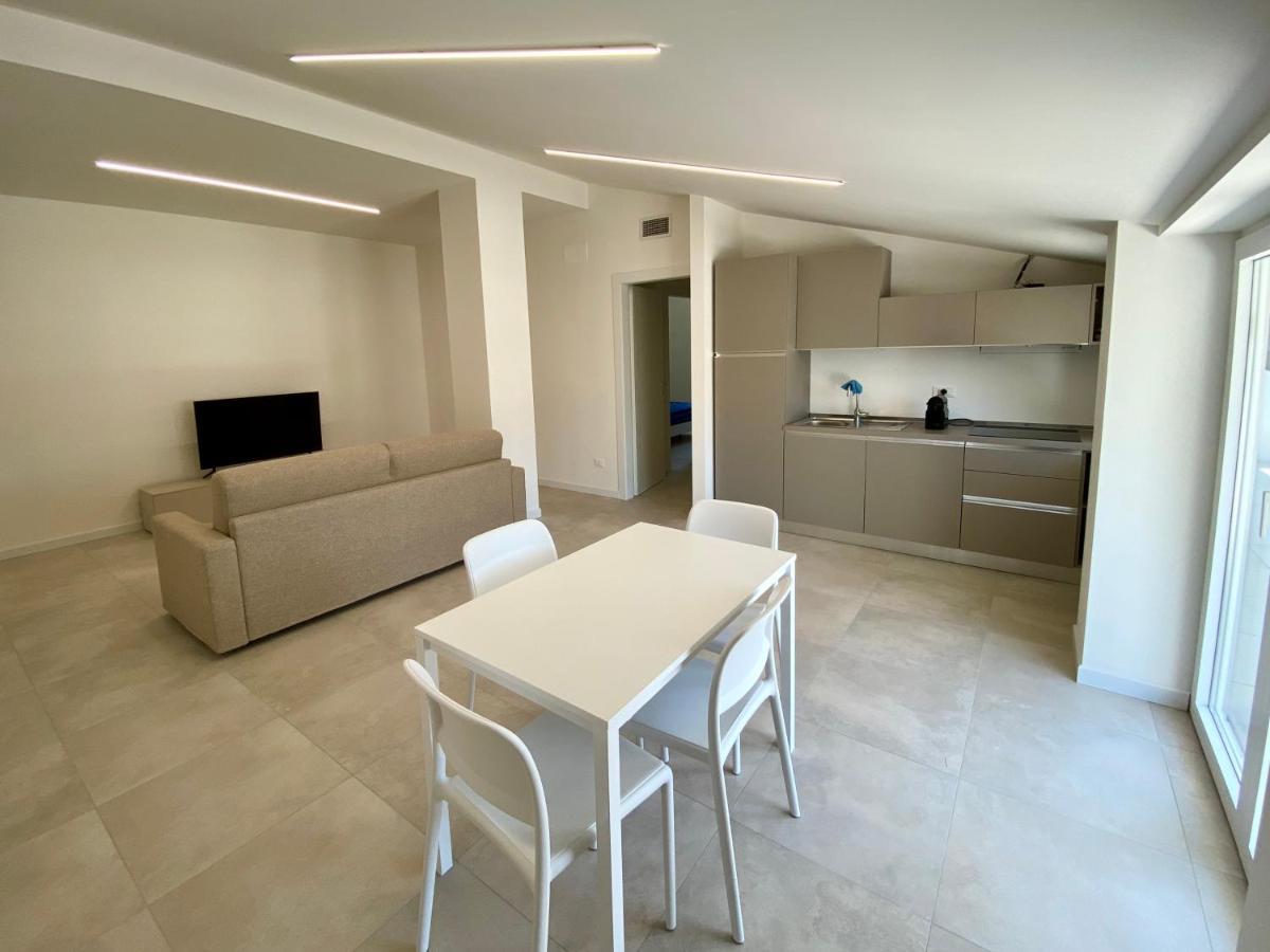 Em Apartments Lignano Sabbiadoro Exterior photo
