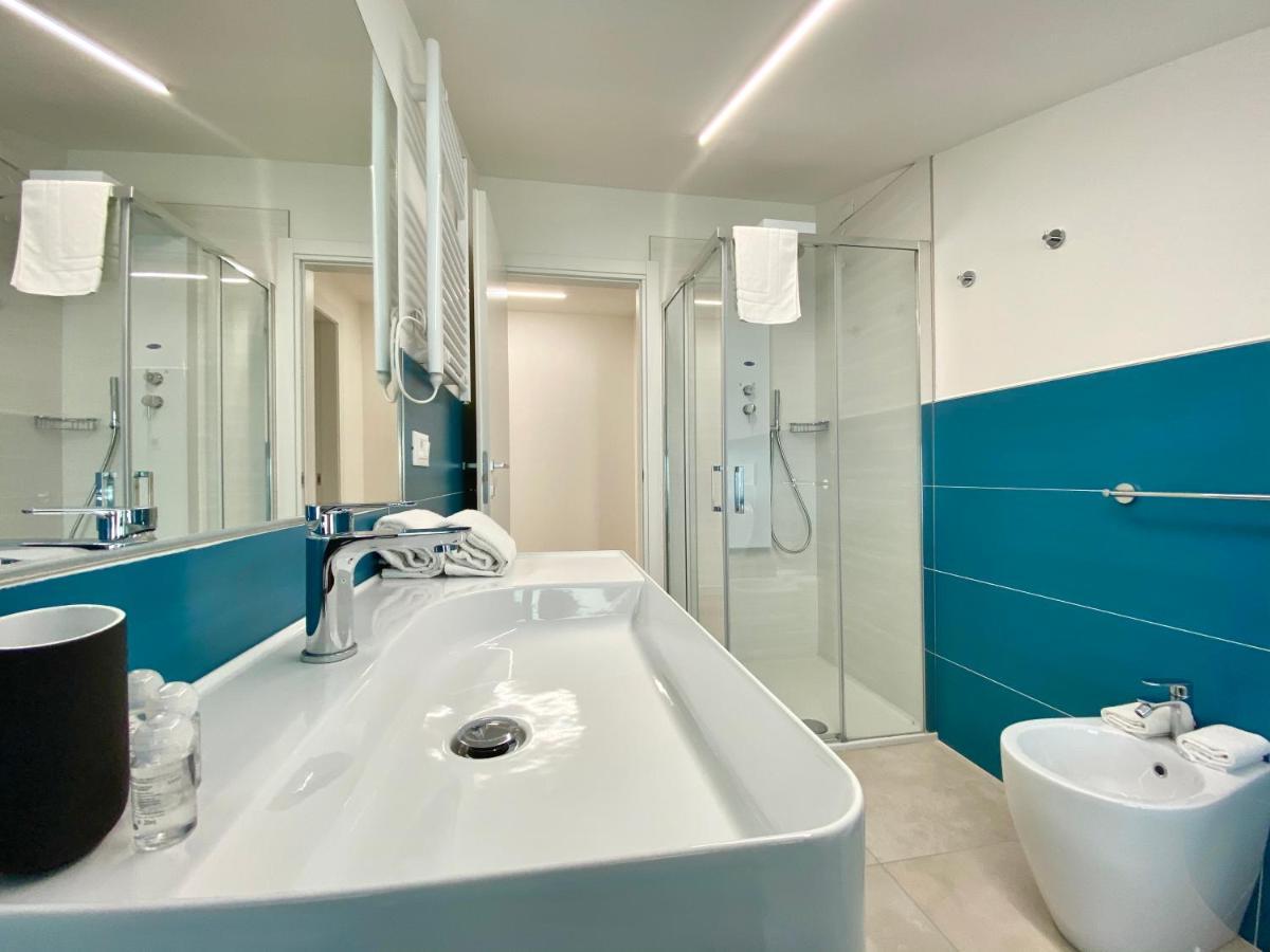 Em Apartments Lignano Sabbiadoro Exterior photo